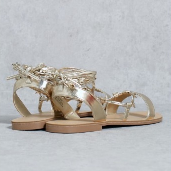 NWT gold Mini Stars Tie Up Sandals - Picture 4 of 5